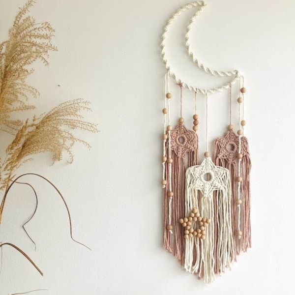 Atrapasueños de luna y estrellas: decoración infantil hecha a mano