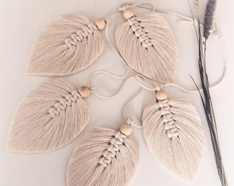 Macrame Leaf Garland: Boho Cotton Pennant