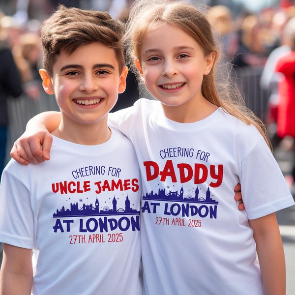 Kids Cheering For Daddy Dad Uncle Custom Name At London 2025 T Shirt Hoodie Boys Girls Niece Son Running Runner Marathon Half Run Gift Top