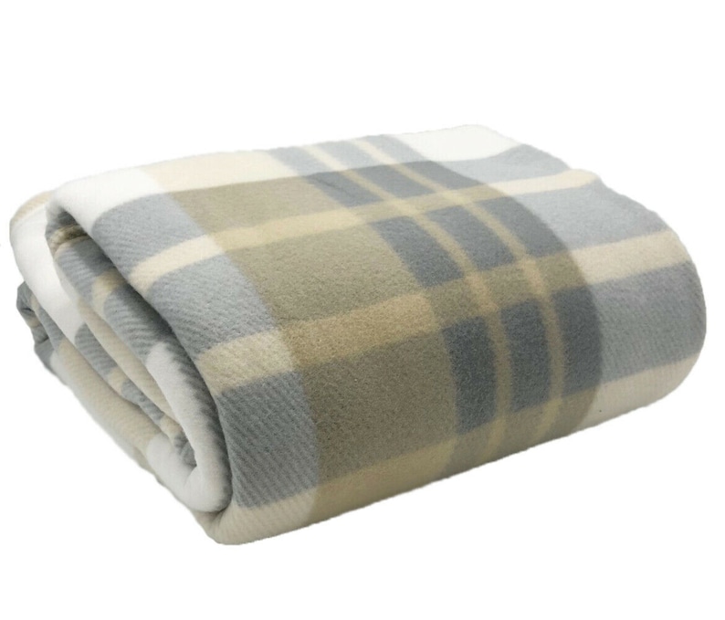 Tartan Decke Kariert Design Große Polar Fleece Warme Weiche Bett Reise Auto Camping Beige