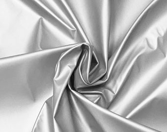 Argent Doux Faux Cuir Tissu Stretch Lisse Mat Mat Similicuir Vinyle Matériel 140cm 55 «  » De Large 230gsm One Way Stretch Vendu Par Mètre