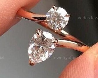 Pear And Round Cut Moissanite Toi Et Moi Ring / Colorless Moissanite Two Stone Engagement Ring / Moissanite You & Me Proposal Ring For Her