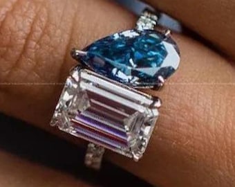 Toi Et Moi Ring Emerald And Pear Cut Moissanite Engagement Ring Royal Blue And Colorless Cocktail Ring You And Me Ring Anniversary Gift