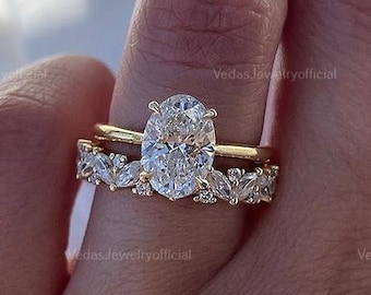 14K Gold Oval Moissanite Engagement Ring Set: Marquise Wedding Band