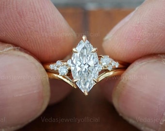Vintage Look Lab Grown Diamond Bridal Set, Marquise Cut Diamond with Round Diamond Matching Band for Her, Wedding Set for Women
