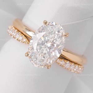2Ct Oval Moissanite Bridal Wedding Ring Set, 14kt Solid Gold Engagement Ring Set Anniversary Ring Gift For Her Stylish Wedding Ring Set Gift