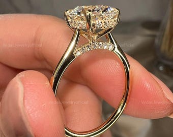 3 CT Oval Moissanite Ring, Stunning Halo & Pave Engagement Ring, Ideal Gift for Her Proposal and Special Occasions