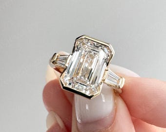 2.5CT Lab Grown Diamond Three Stone Engagement Ring, Emerald Cut with Tapered Baguettes, Stunning Gift for Her