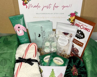 Green Christmas Gift Box, Teen Holiday Gift Box, Tween Self Care Box, Gift for Women, Christmas Gift Idea, Secret Santa, Warm and Cozy Gift