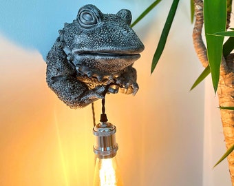 Frog Lover Gift, Wall Sconce, Handmade Lamp, 3D Printed Light, Wall Lamp