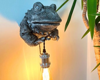 3D Printed Frog Wall Sconce: Handmade Lamp, Frog Lover Gift