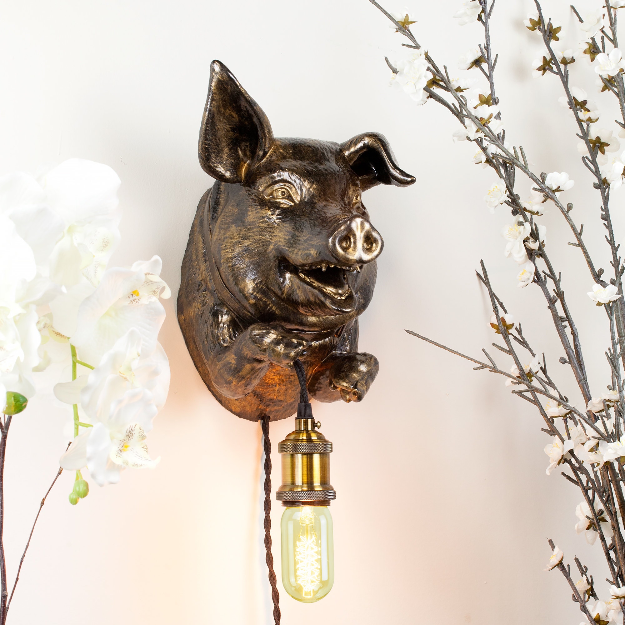 Pig Wall Sconce: Farmhouse Style Hanging Light