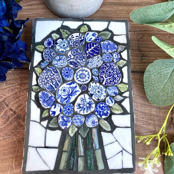 Arte del ramo de flores de mosaico, China azul y blanca, regalo del Día de las Madres