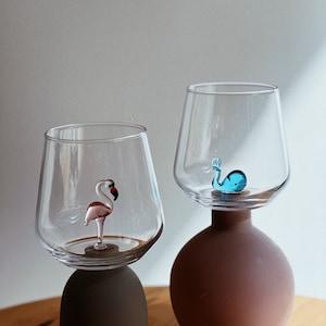 Handmade Glass Set of 2 with Tiny Animal Figures, Dolphin Glass For Dolphin Lovers, Mug, Kitchen, Tumbler, Glassware, Design Glasses