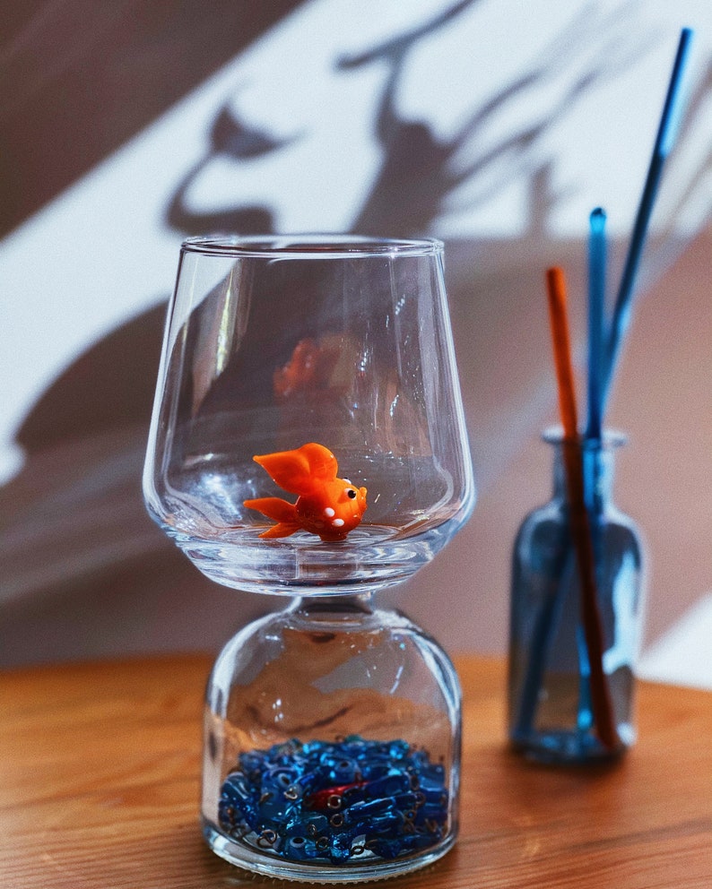 MINIZOOUSA Fish Figurine Drinking Glass - Thumbnail 2