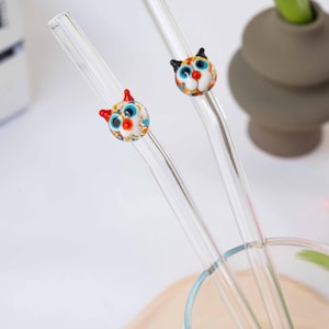 2-Pack Cat Glass Straws – Reusable Handmade Straw with Cute Cat Figurines – Eco-Friendly Gift for Cat Lovers