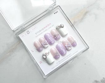 Handmade Short Square Press-On Nails | Lavender White Medium Size
