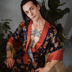 Traditional mens silk kimono robe, Oversized plus size dressing gown, Luxury loungewear bathrobe for man, gift for husband, boyfriend,  Bali