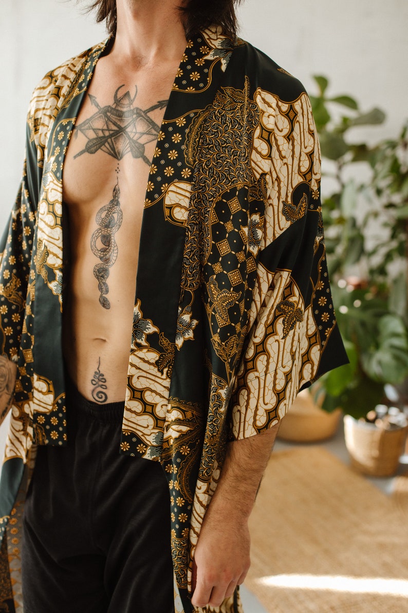 Schwarz und Gold Herren Kimono Robe aus Seide, Boheme Seiden Morgenmantel für Mann, Luxus langer Satin Bademantel, Geburtstagsgeschenk für Ehemann, Freund Bild 5