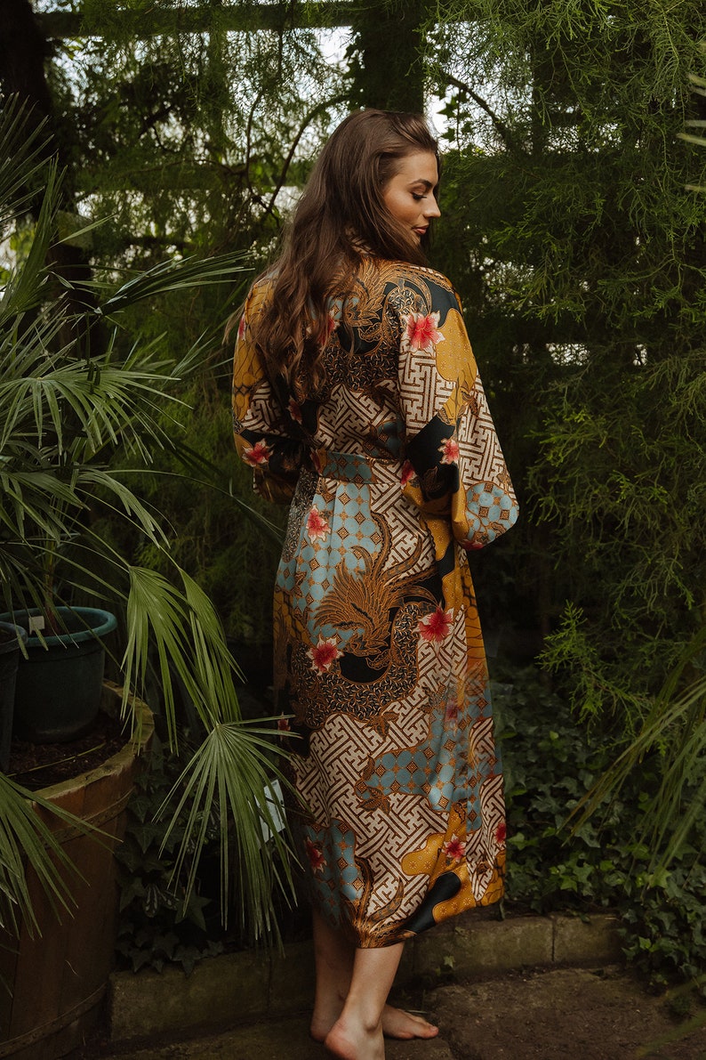 Robe kimono en soie bohème, robe de chambre grande taille dorée femme, longue robe de lune de miel en satin de Bali, cadeau d'anniversaire image 4