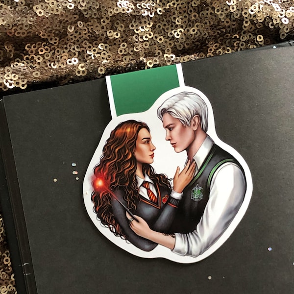 Dramione | Manacled |fanfiction - Book markers