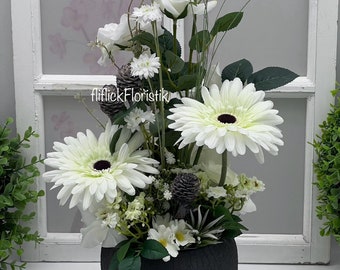 Tischgesteck Blumenarrangement Kunstblumen Gesteck Lilien Gerbera Rose