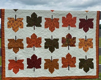Fall Leave's Quilt  66"x90" Handmade Quilt * ONE OF A KIND *