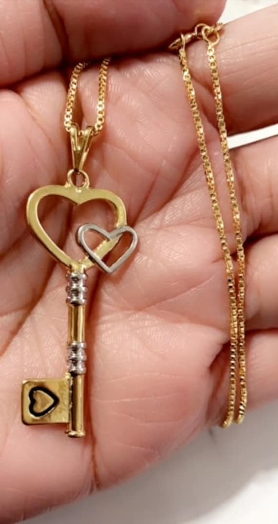 Key to My Heart Necklace [18K Gold Plated]