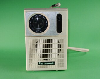 Panasonic model RF-508 Portable AM/FM Radio *Function Tested*