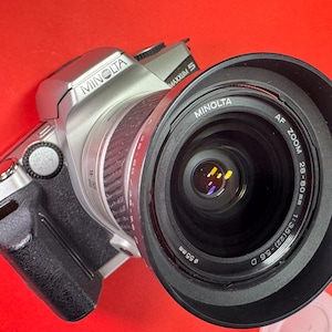 Minolta Maxxum 5 with 28-80mm Lens Set - Excellent Condition *Film Tested*