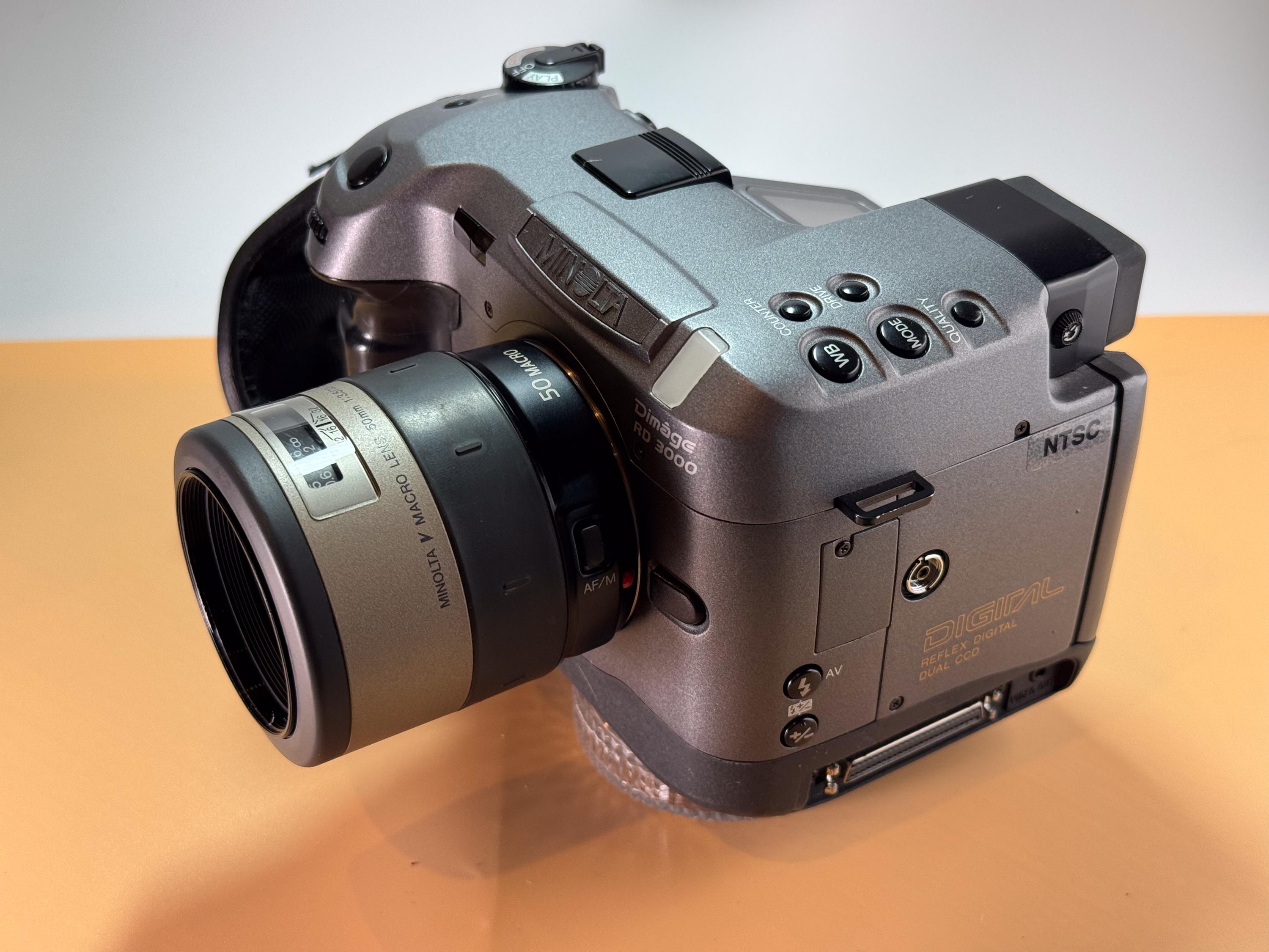 MINOLTA Dimage RD 3000 ミノルタ　ディマージュ Minolta Dimage RD3000 (2).JPG