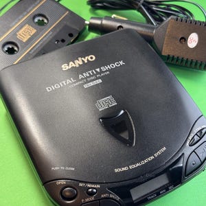 Vintage Sanyo CDP-455 Portable CD Player - Great Condition *Fully Tested*