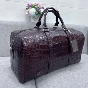 Large Capacity Crocodile Embossed Sports Bag, Zipper Lightweight Duffle Bag,  Versatile Gym Shoulder Bag - Temu Germany