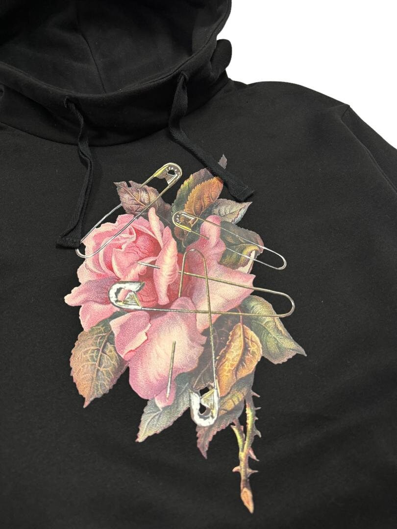 【海外 正規品】 Gu X Undercover Jun Pullover Gothic Pin and Rose Takashi トップス