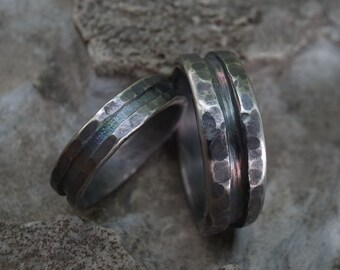 Hammered Wedding band set, rustic titanium ring set, handmade rugged wedding or engagement band, hammered wedding ring, mens and womens band