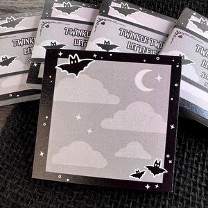 Twinkle Twinkle Little Fladdermus Söt anteckningsblock • Kawaii och gotiskt estetiskt brevpapper • Söt anteckningsblock och skrivbordstillbehör bild 4