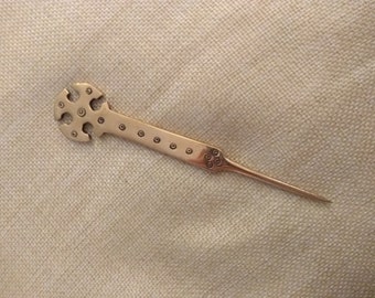 Saxon Pin, 7th Century, Breach Down, British Museum No. 1855,0521.1