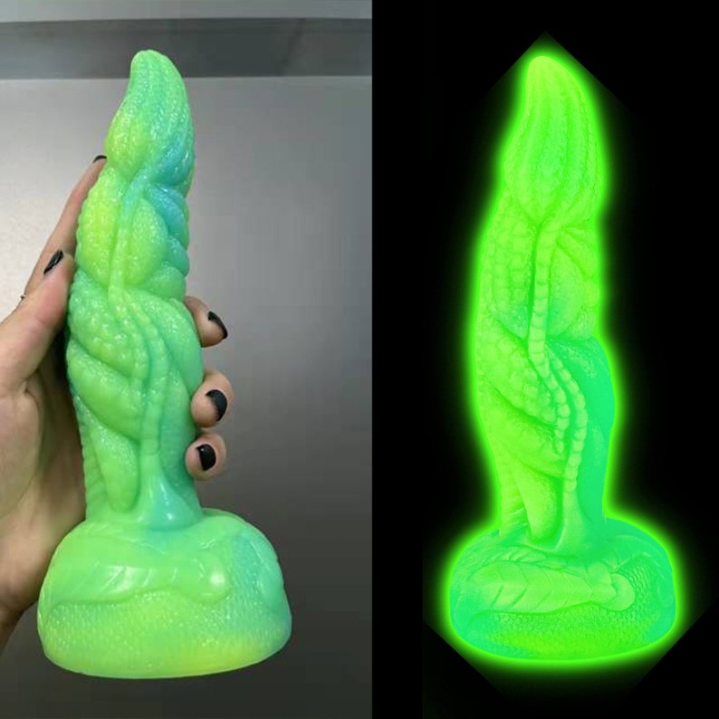 Luminous Dragon Dildo with Suction Cup - Realistic Silicone Dildo for Woman - Glow in the Dark Dildo - Alien Huge Ribbed Dildo |DILDOTN04 