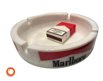 Cendrier publicitaire Marlboro lourd original des années 1980, cendrier de collection en verre 15 cm 555g Allemagne WP07 plus boîte d'allumettes supplémentaire