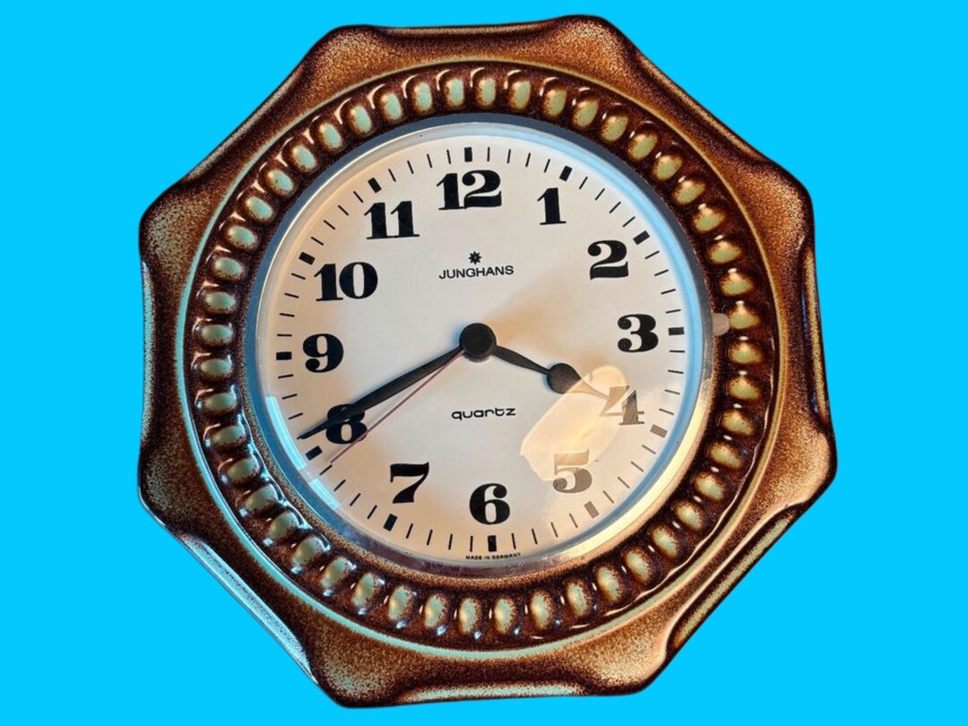 1970s JUNGHANS Quartz Wall Clock Kitchen Clock Ceramic Fully Functional