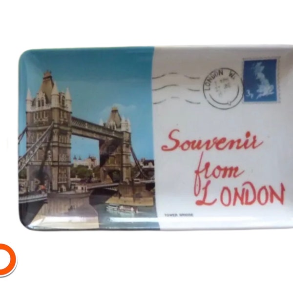 1970er originaler Souvenir Aschenbecher aus London Sammleraschenbecher Postkarte Porzellan 15cm UK WP02