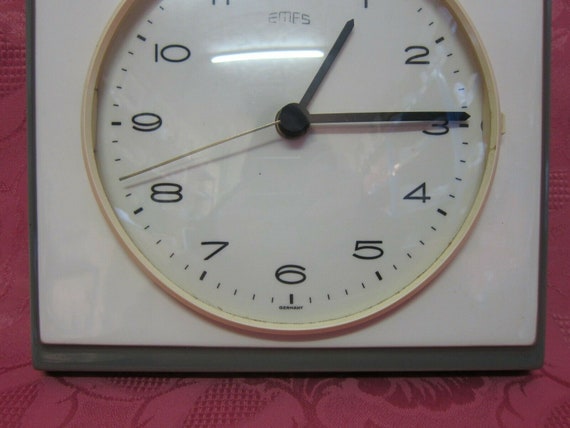 VERY RARE 1960s EMES Stylish Wall Clock With Egg Timer Kitchen