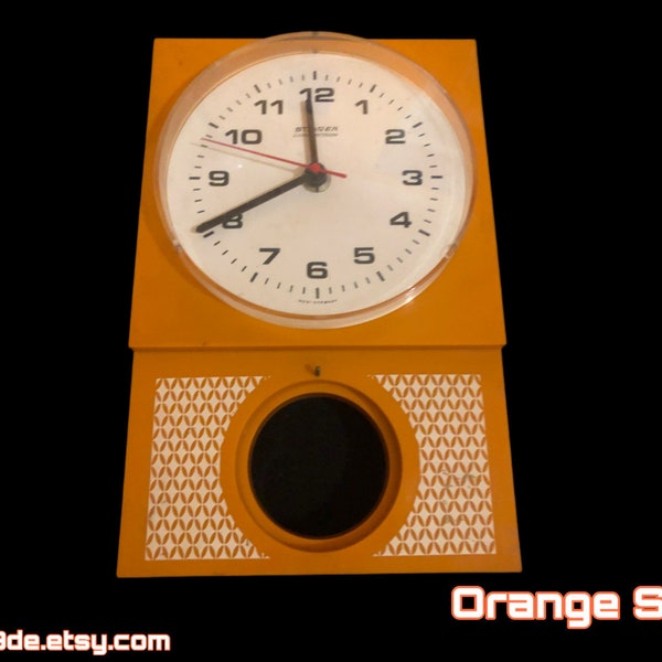 Very rare 1960s stylish STAIGER CHRONETRON transistor movement kitchen clock with egg timer compartment but without egg timer wall clock with high-quality glass Germany