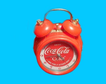 1980s Coca-Cola bell alarm clock quartz fully functional red white very stylish top condition Germany