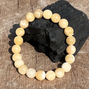 Yellow calcite bracelet, ,  8mm Yellow Calcite Healing Yoga Meditation ,Beutiful Bracelet