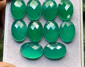 Calcédoine verte en tranches ovales : dos plat en damier, 10 x 14 mm (lot de 10)