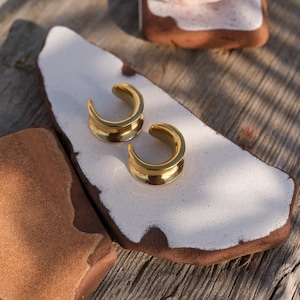 Halfmoon Ear Saddles (Pair) • High Quality Stainless Steel Gauges • Bridal Wedding Jewelry • Last-Minute Valentine’s Gift for Girlfriend