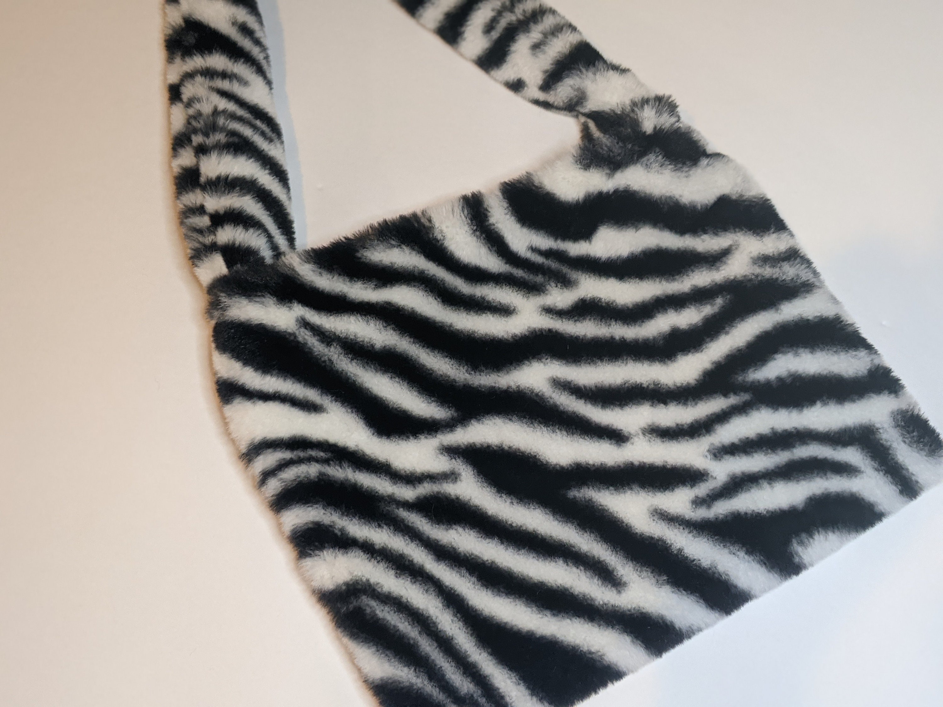 Retro Y2K Cow Print Zebra Print Faux Fur Shoulder Bag | Fuzzy Tote