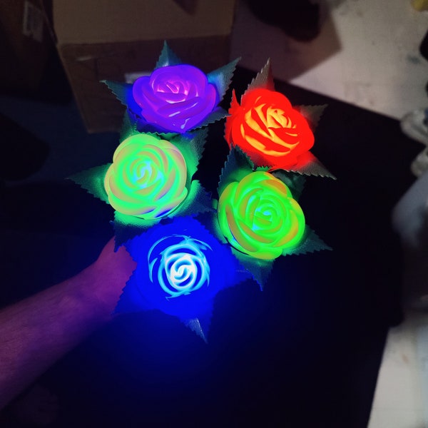 Brand New Light-Up Color Changing LED Roses-Valentine Day- Mother's Day- Wedding-Gifts--FREE SHIPPING!