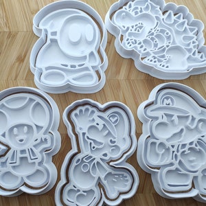 Juegos de grabado y cortadores de galletas de Mario, Luigi, Toad, Shy Guy y Bowser
